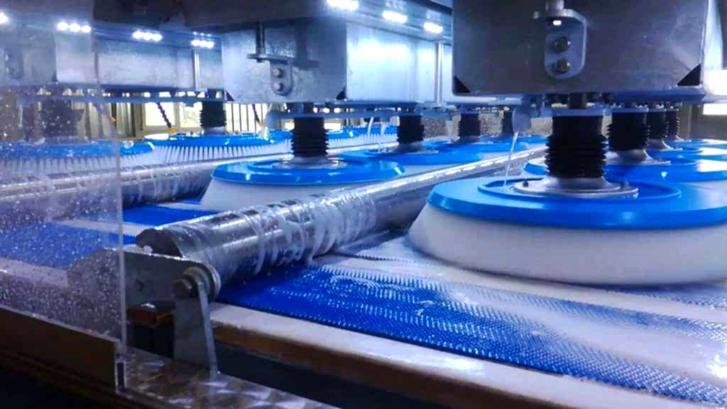 Şekerpınar Halı Yıkama: Tertemiz halılar, mutlu yuvalar.